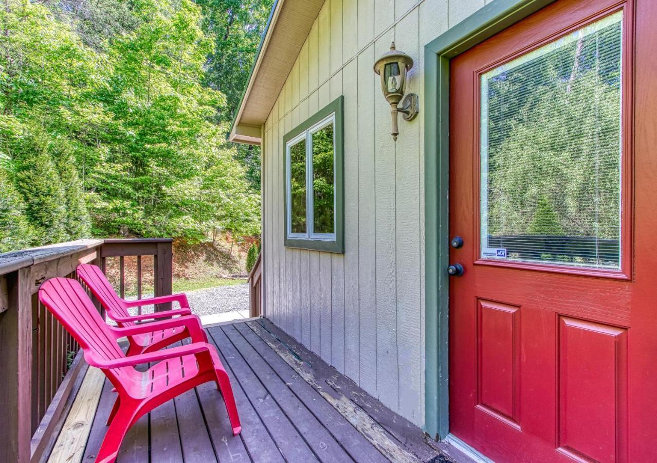 Memorable "Deer & Doe" By Honeybearcabins 4Br 3Ba, Mountain View Deck, Farmhouse Decor, Fireplace, 3 Acres Sevierville Zewnętrze zdjęcie